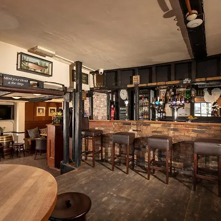 The Cock Inn Hotel-3