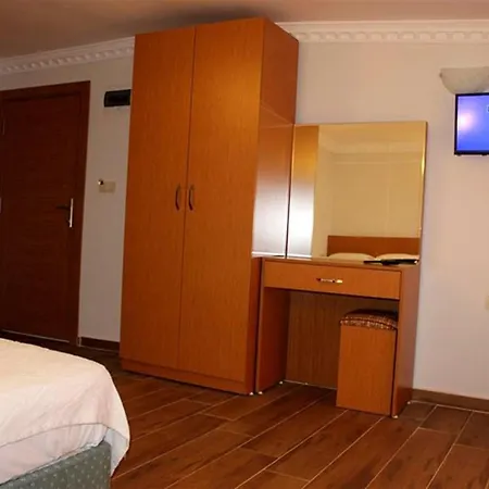 Britannia Hotel-2