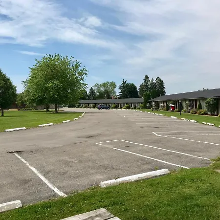 Festival Courtyard Inn-2
