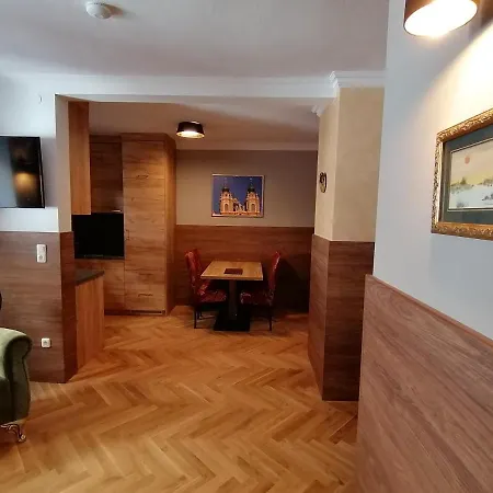 GOLDEN STAR - Premium Apartments-2