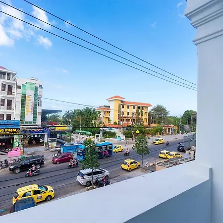Galaxy Hotel Phu Quoc-2