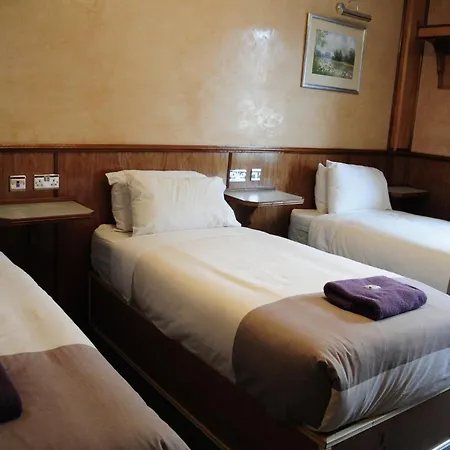 Cricklewood Lodge Hotel-3