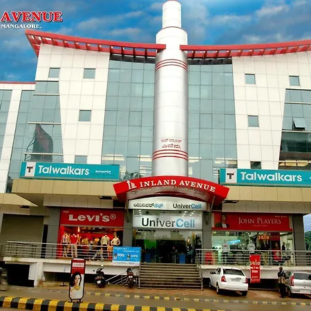Hotel Inland Avenue-3