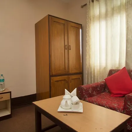 Oyo 3476 Hotel White Mountain-2