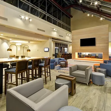 Crowne Plaza Tulsa Hotel Southern Hills-3