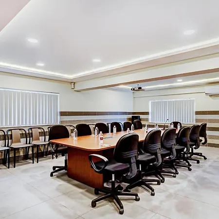 Treebo Galaxy Suites Near Yeshwanthpur Railway Station-3