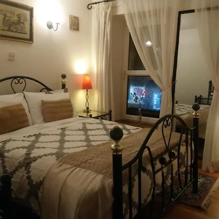 Vaughans Pub/Accommodation-3