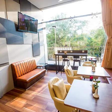 Prestige Residences At Golden Valley By Grand United Hospitality-2