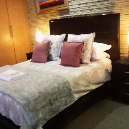 Eagles Rock Guest House-2
