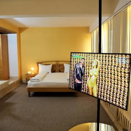 Hotel Central-2