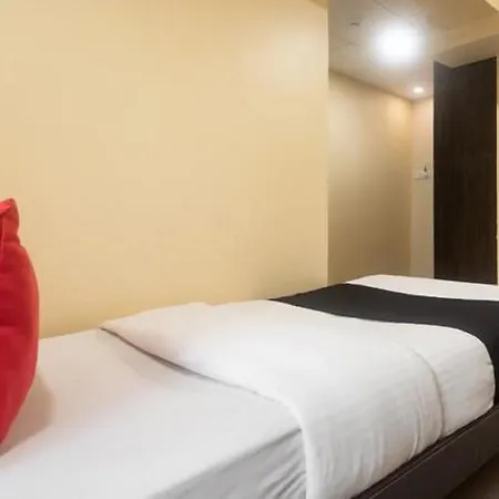Hotel City Point Dadar-3