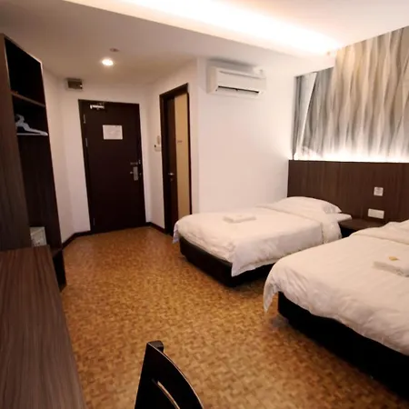 Pavilion Inn-2