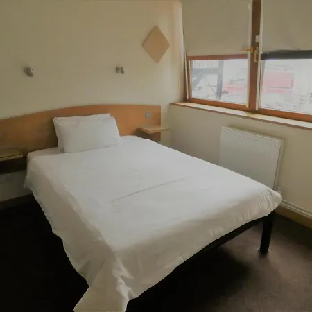 Hounslow Central Hotel-3