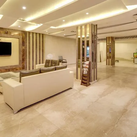 Hotel York Legacy -3 Minutes Walk From New Delhi Railway Station 'The 5 Star Ambience' Newly Built-3