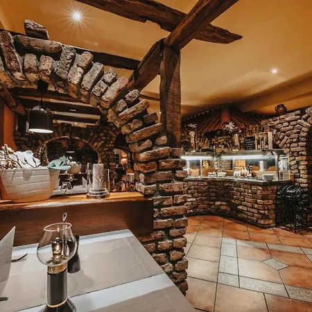 Hotel Restaurant Adria Stuben Bruehl-3