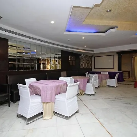 Oyo 5915 Hotel Swagath-3