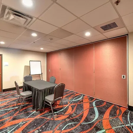 Holiday Inn Express Hotel & Suites Manteca By Ihg-3