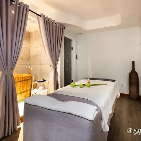 A&Em Signature Hotel-3