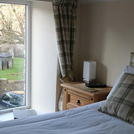 Dent Stores B&B-2