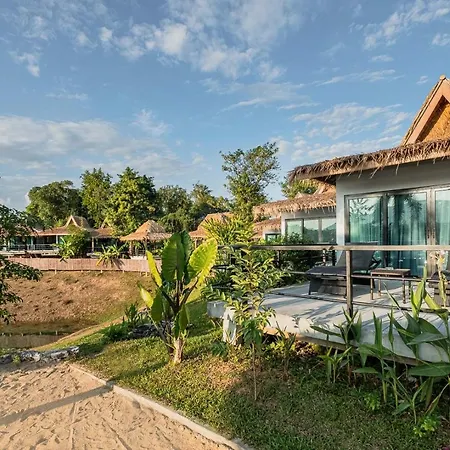 The Sanctuary Nam Ngum Beach Resort-3