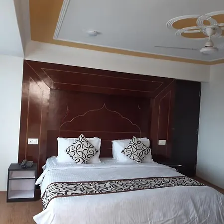 Hotel D Indian Kargil-3