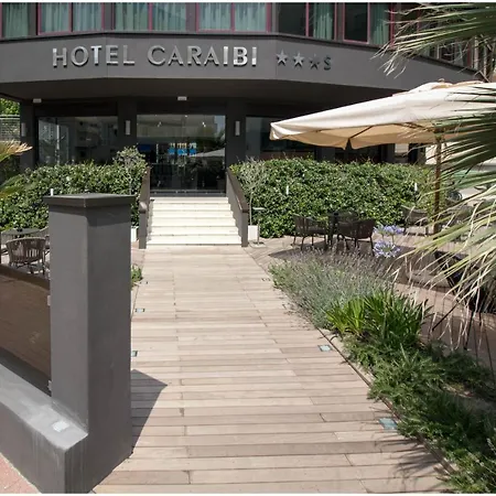Hotel Caraibi - Breakfast Until 11-00 And Dinner-Mirabilandia Partner-3