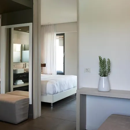 Pelagos Suites Hotel & Spa-2
