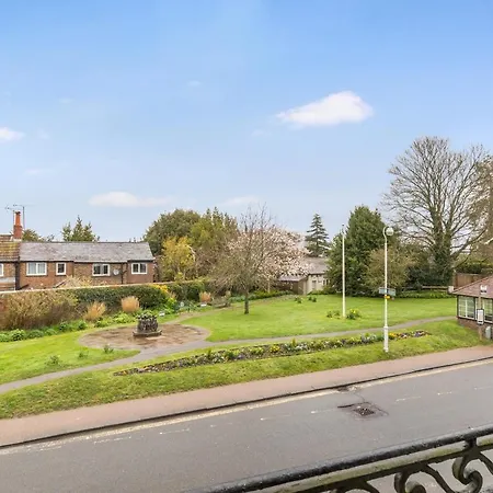 Morleys Rooms - Located In The Heart Of Hurstpierpoint By Huluki Sussex Stays-2