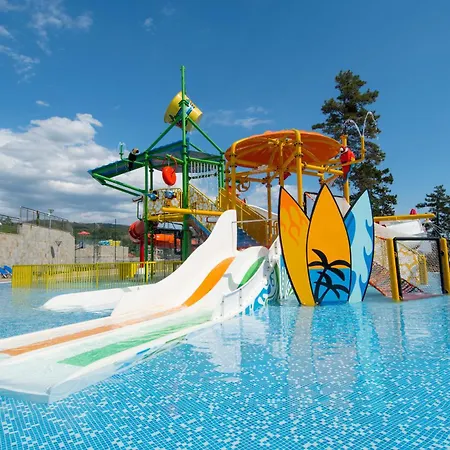 Nevis Resort & Aqua Park-3