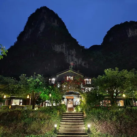 Yangshuo Mountain Retreat-3