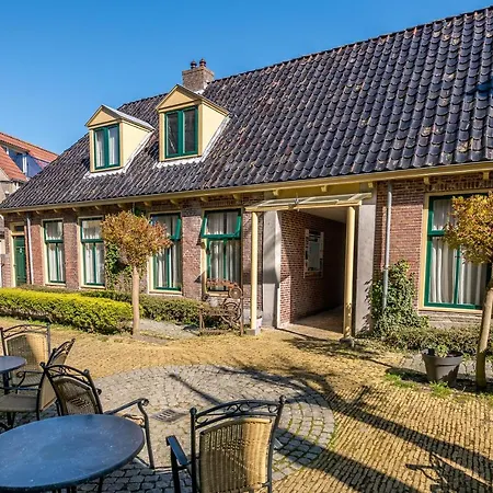 Hotel Almenum - Het Sfeervolle Stadslogement --3