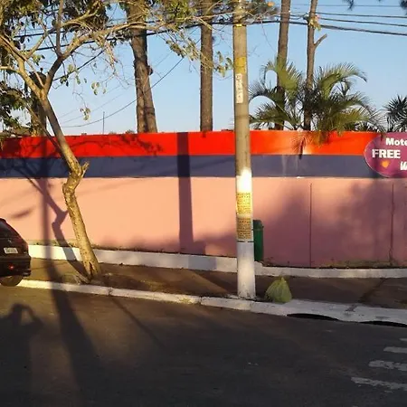 Free Way Motel (Adults Only)-2