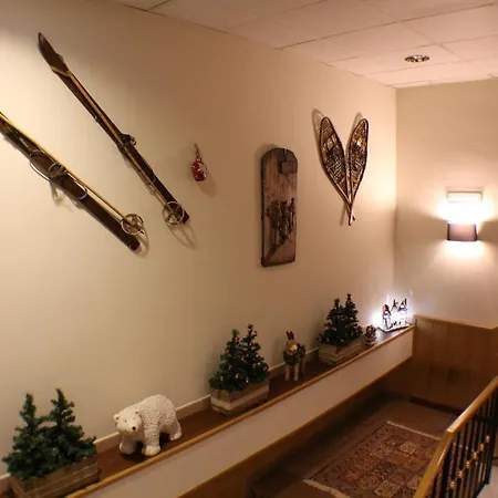 Hotel Meta-2