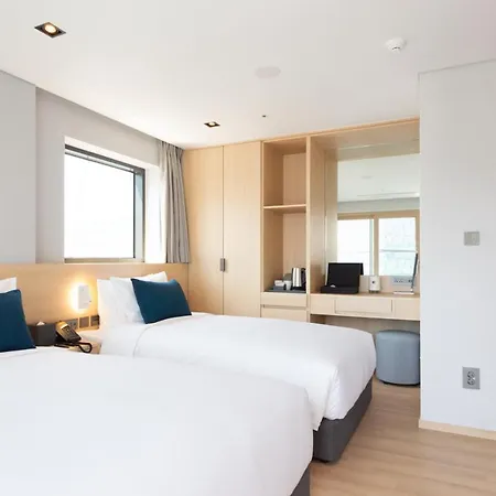 Connect Busan Hotel & Residence-3