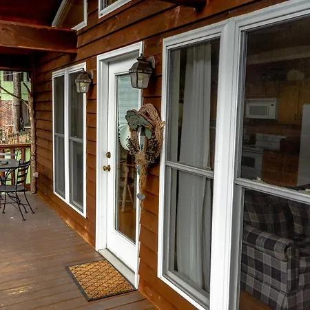 The Chimney Rock Inn & Cottages-2