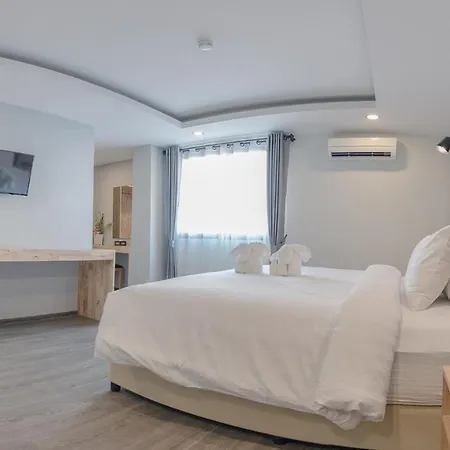 Peppy Hotel-Pepperyhills Hotel-3
