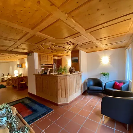 Hotel Garni Engiadina - Boutique Hotel-3