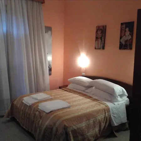 Hotel Gloria-3
