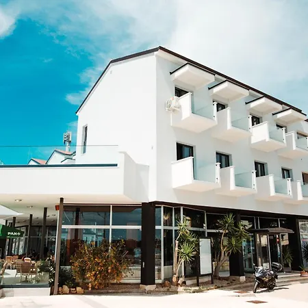 The Loza - Seaside Festival Hotel-2