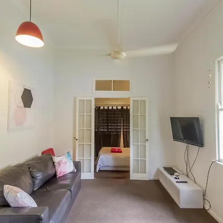 Grimshaw House-3