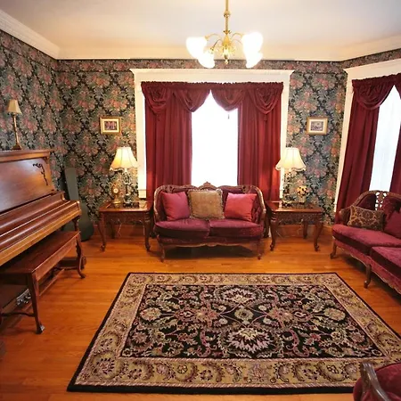 Twin Peaks B&B-2