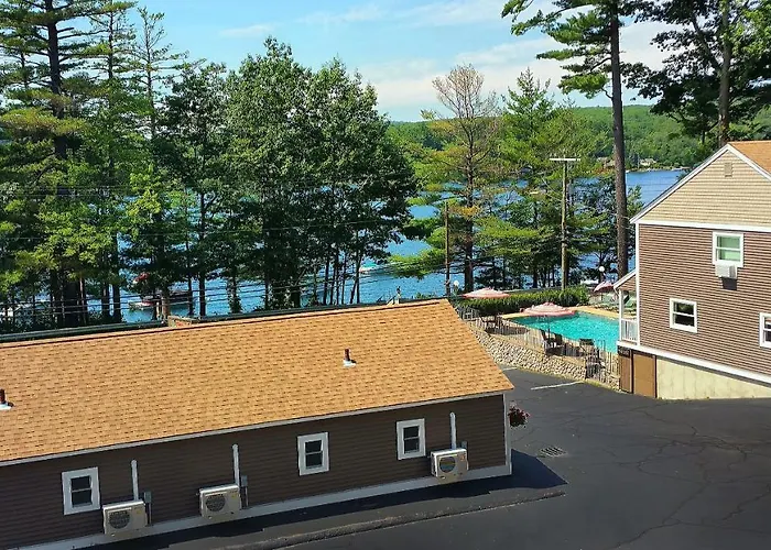 Birch Knoll Motel Laconia