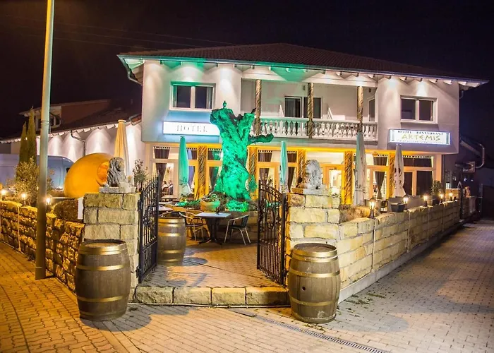 Hotel Restaurant Artemis Weisenheim am Berg