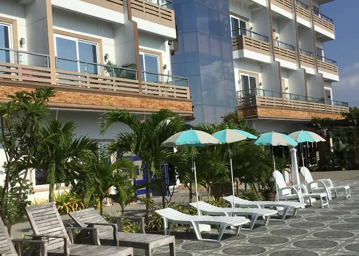 Em Royalle Hotel & Beach Resort San Juan 