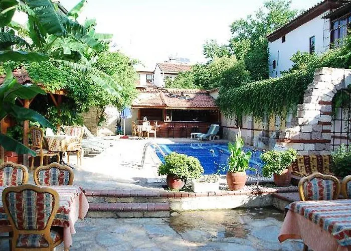 Kaleici Pera Palace Hotel Antalya