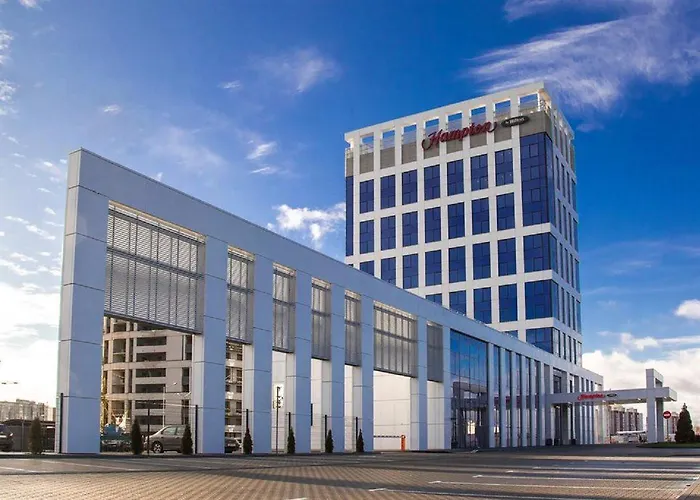 Hampton By Hilton Brest Hotel