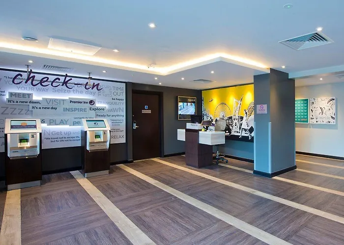 Premier Inn Premier Inn Gloucester