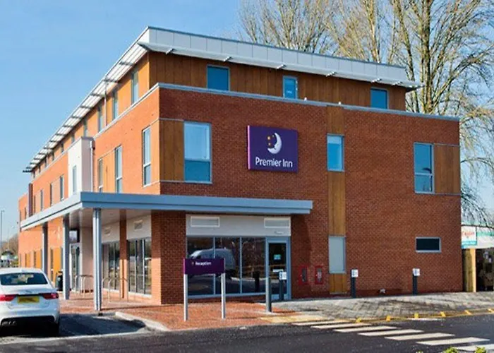 Premier Inn Premier Inn Salisbury South Milford