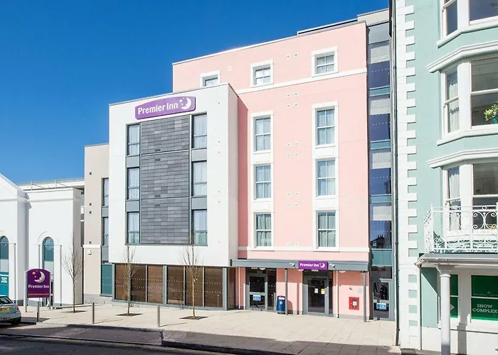 Premier Inn Tenby Town Centre