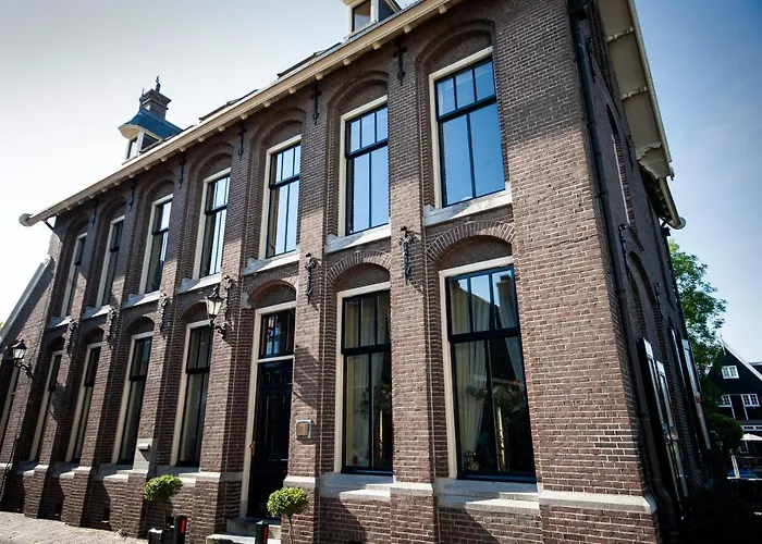 Oude Postkantoor de Rijp